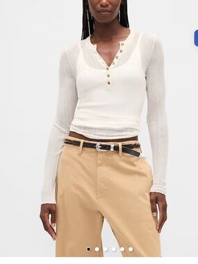 GAP Women’s Cream Long-Sleeve Henley Top
